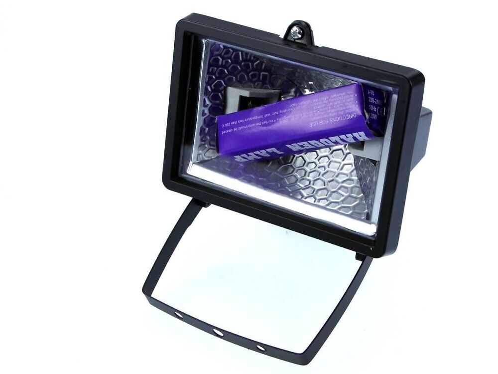 HALOGEENPROŽEKTOR  Acuma 120W, hele naturaale valge valgus valguse temperatuur 3000 K võimsus 120 W Värvus: must energiaklass: C Ilmastikukindel kaitseklass IP4